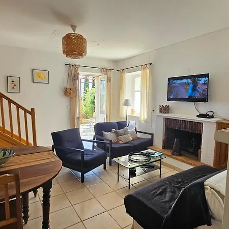L'amandier- 6 Pers- Vue Mer-clim- Wifi-jardin بيت للعطل