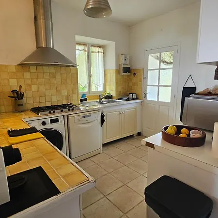 L'amandier- 6 Pers- Vue Mer-clim- Wifi-jardin * ساري سولينزارا